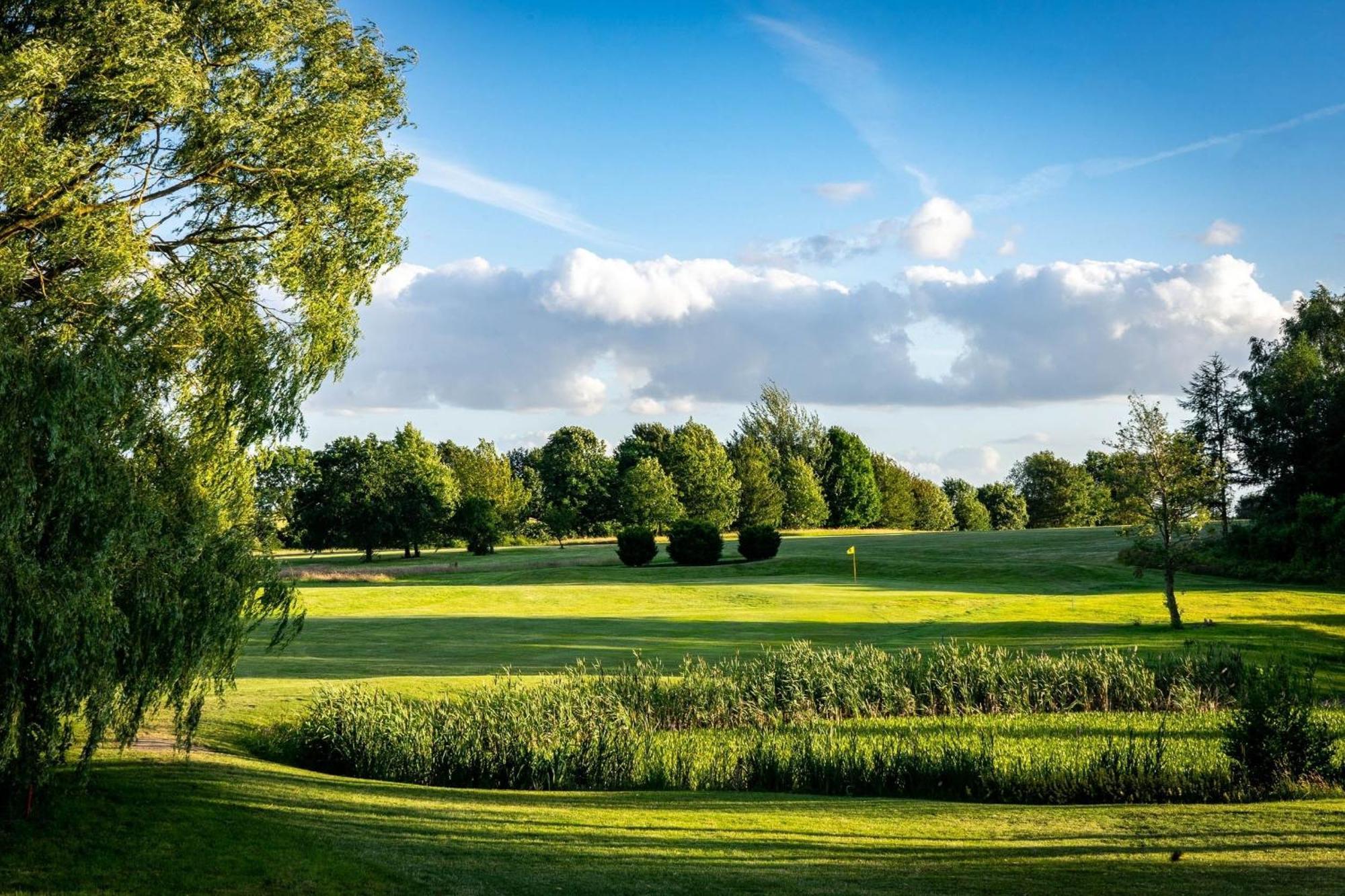 Golfplatz Ploener See Kleiner Ploener See Bosau Exterior foto